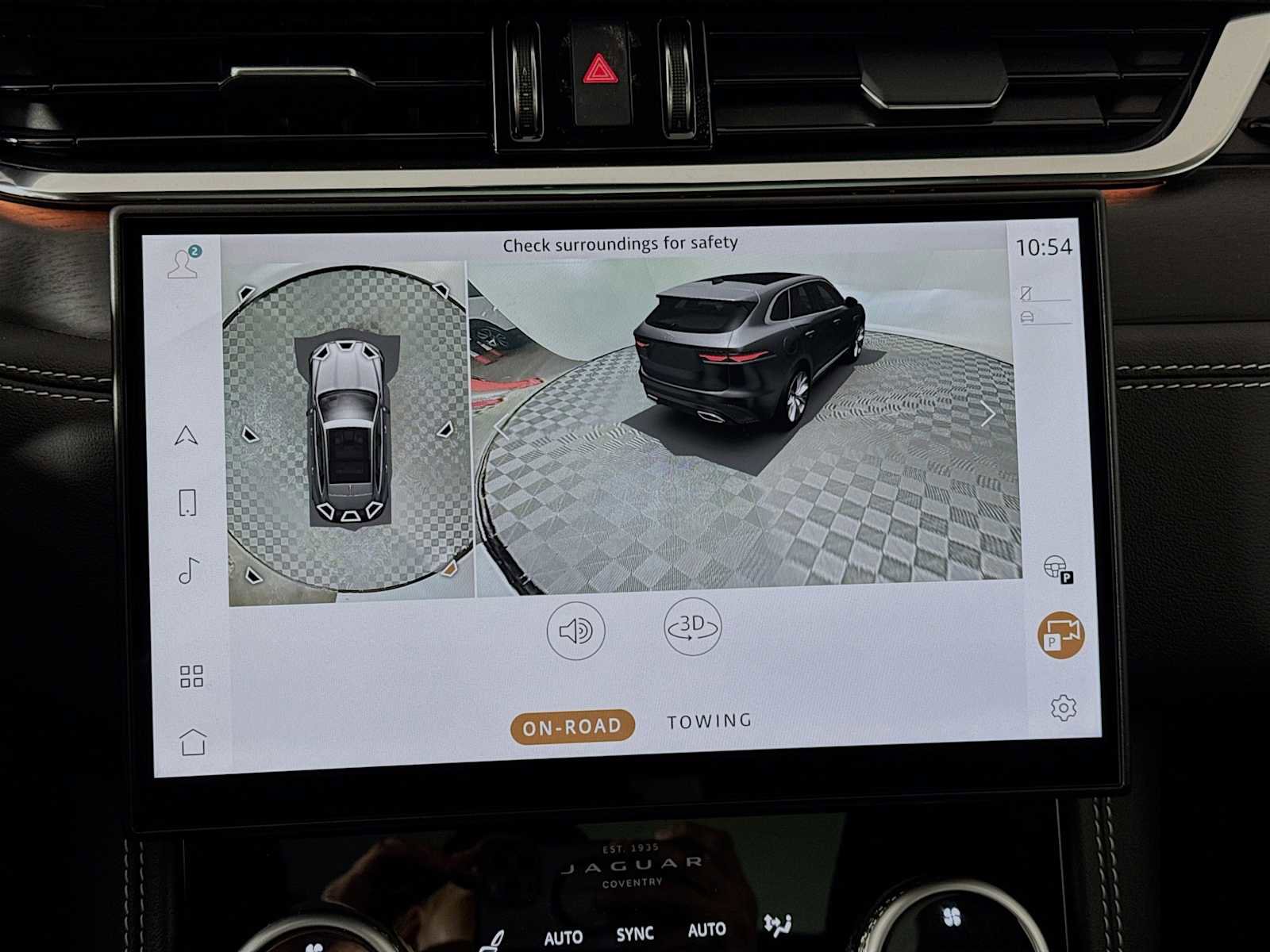 New 2025 Jaguar F-PACE R-Dynamic S AWD/4WD image 16