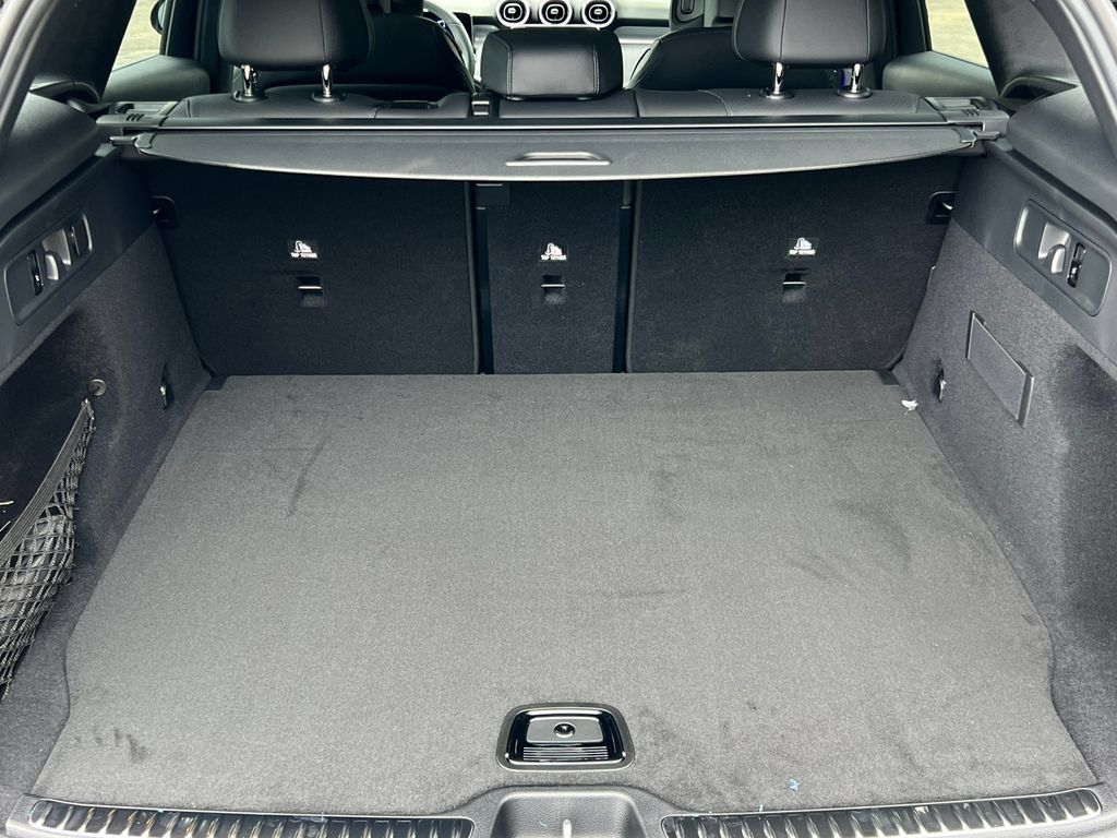 New 2027 Mercedes-Benz GLC 300 4MATIC image 35