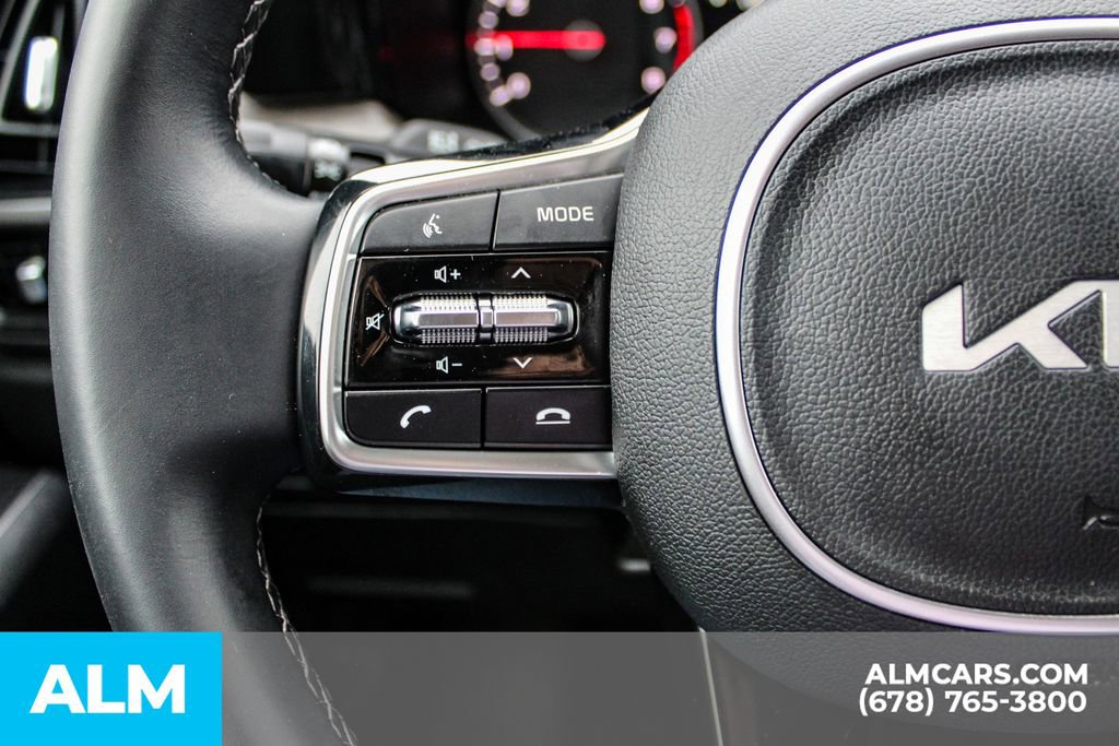 Used 2023 Kia Sorento EX image 29