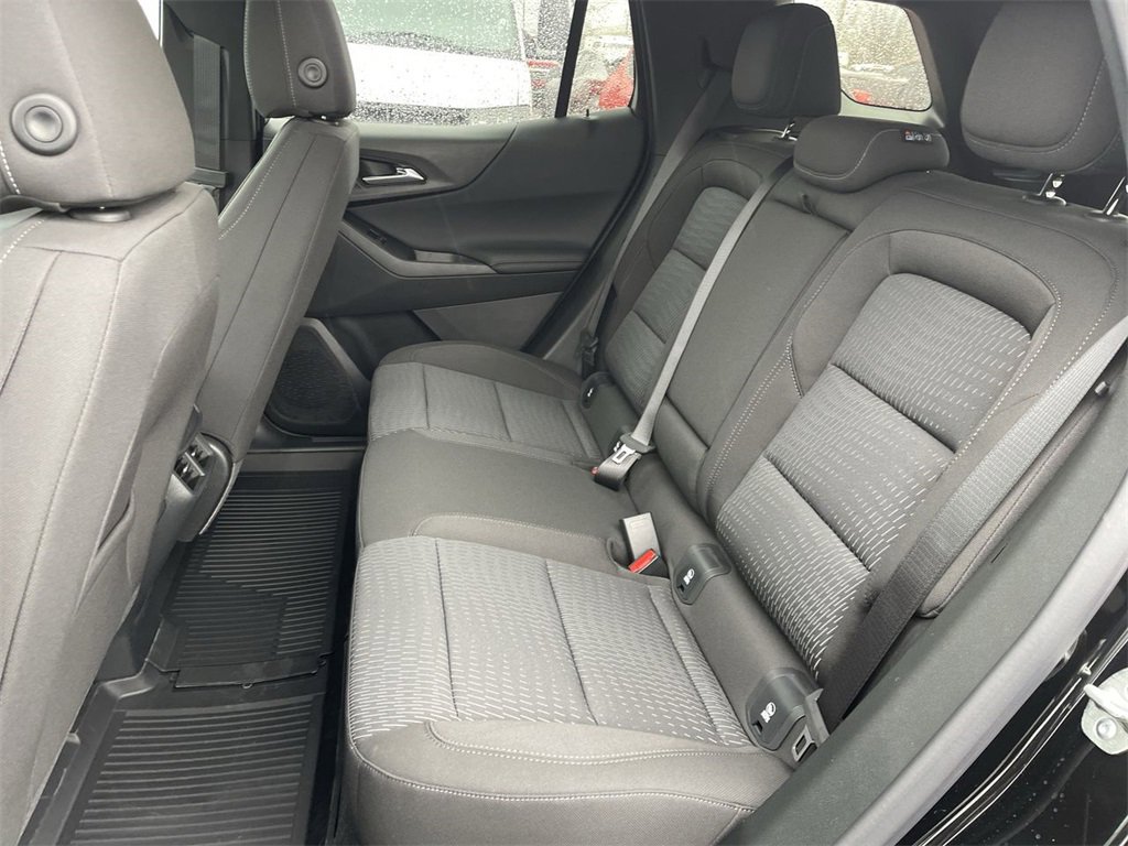 New 2026 Chevrolet Equinox LT w/ LPO, Floor Liner Package image 22