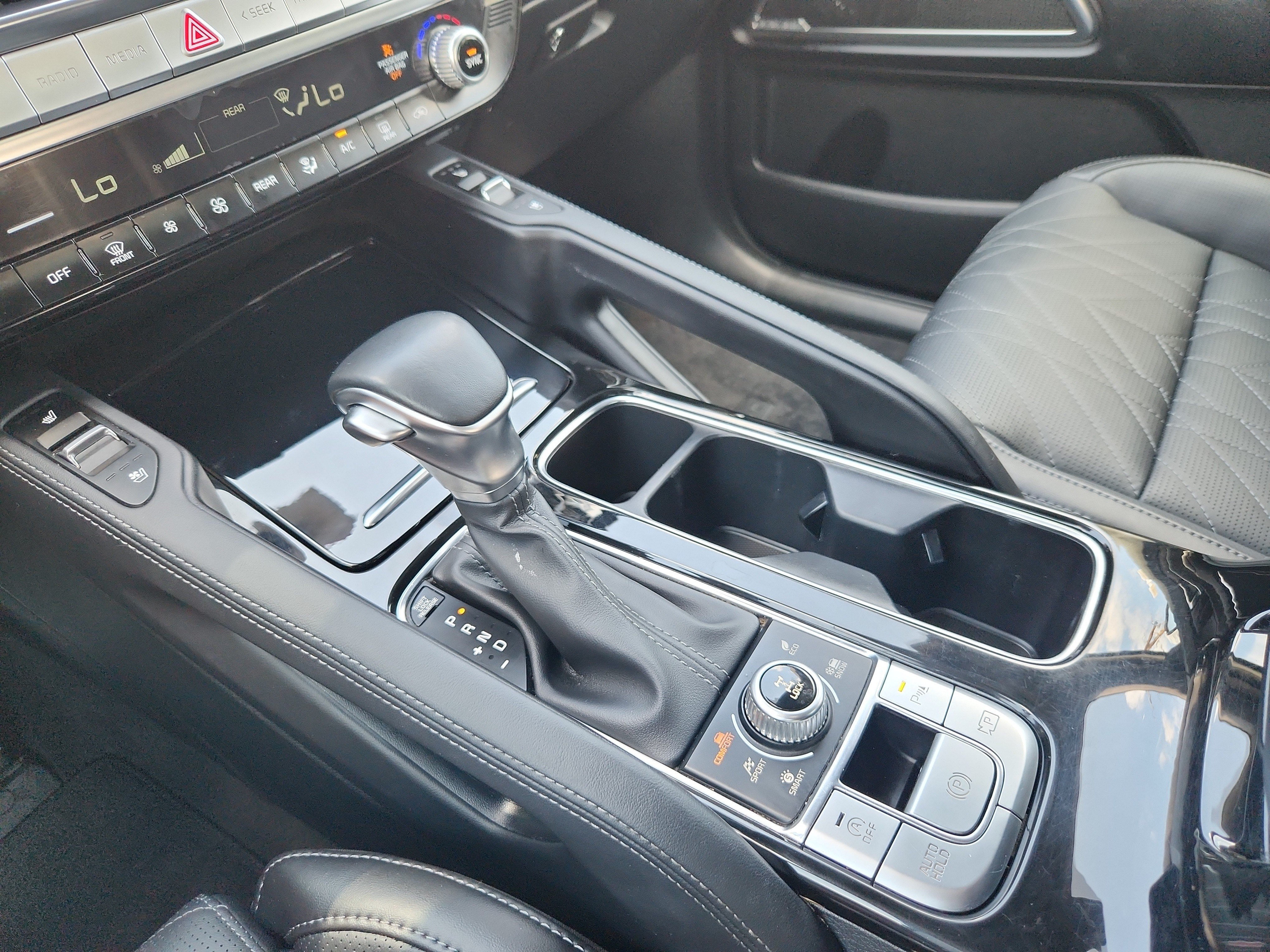 Used 2024 Kia Telluride SX Prestige X-Pro AWD/4WD image 24