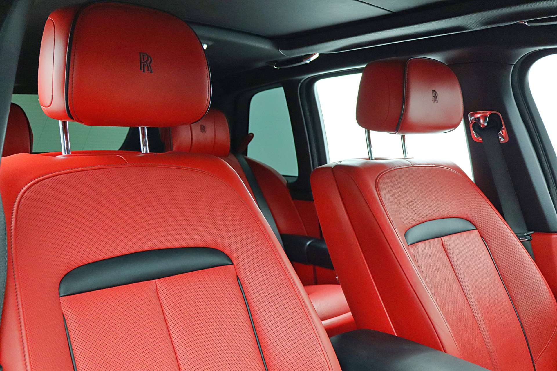 Used 2019 Rolls-Royce Cullinan AWD/4WD image 30