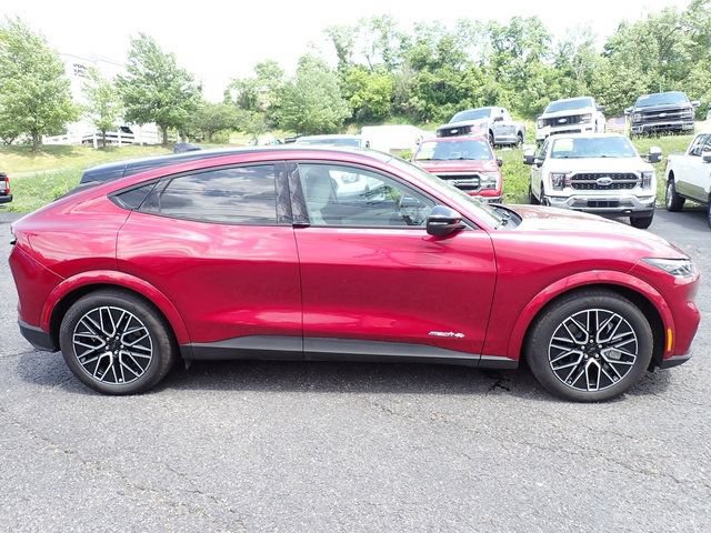 Used 2025 Ford Mustang Mach-E Premium AWD/4WD image 8
