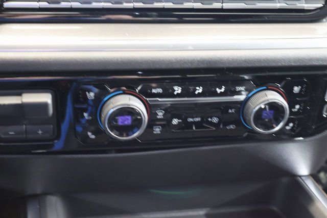 New 2026 Chevrolet Silverado 3500 High Country w/ Technology Package image 17