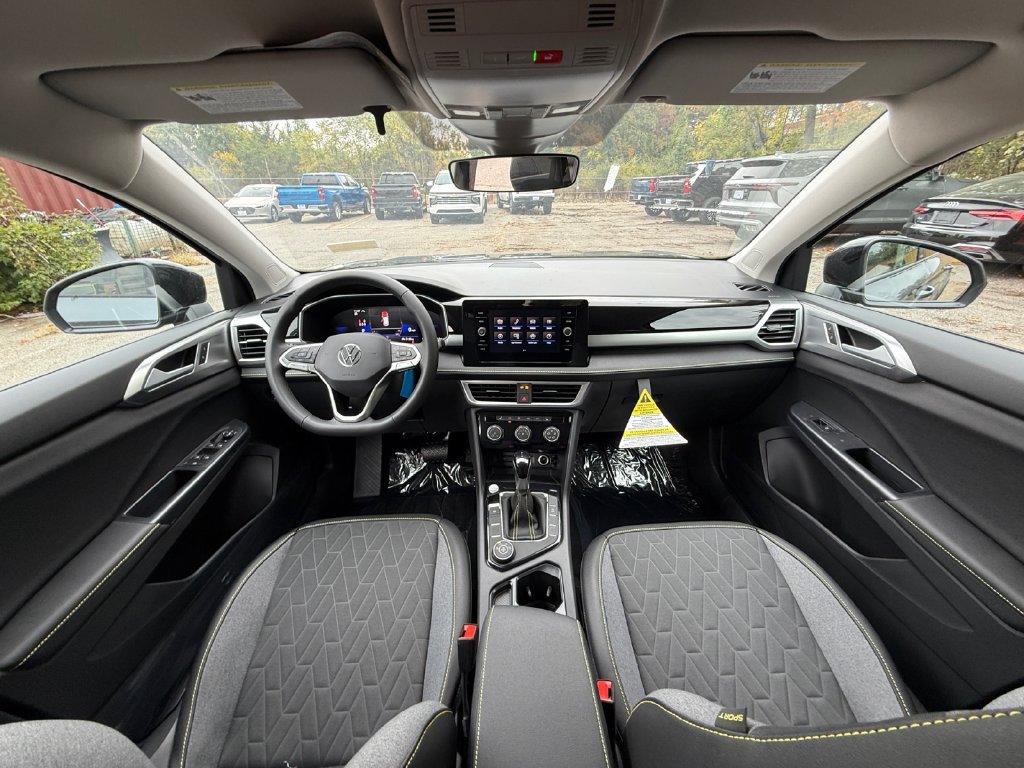 New 2027 Volkswagen Taos Sport AWD/4WD image 20