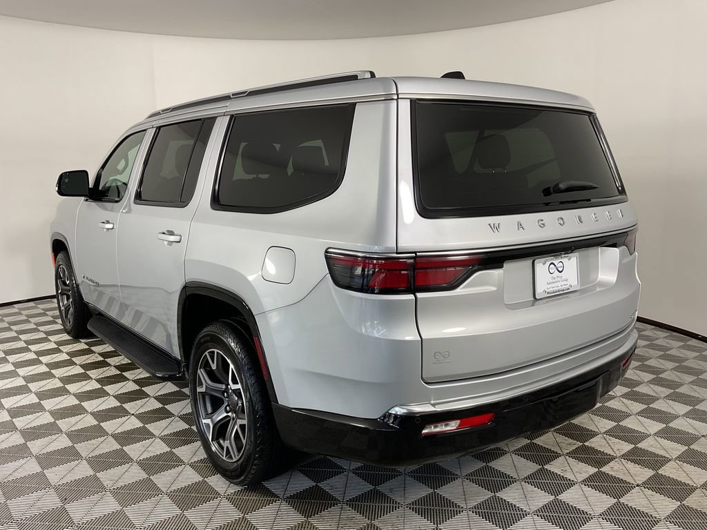 Used 2024 Jeep Wagoneer Series III w/ Flexible Seating Group image 7