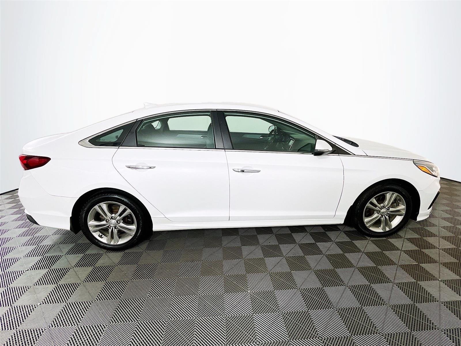 Used 2019 Hyundai Sonata SEL FWD image 11