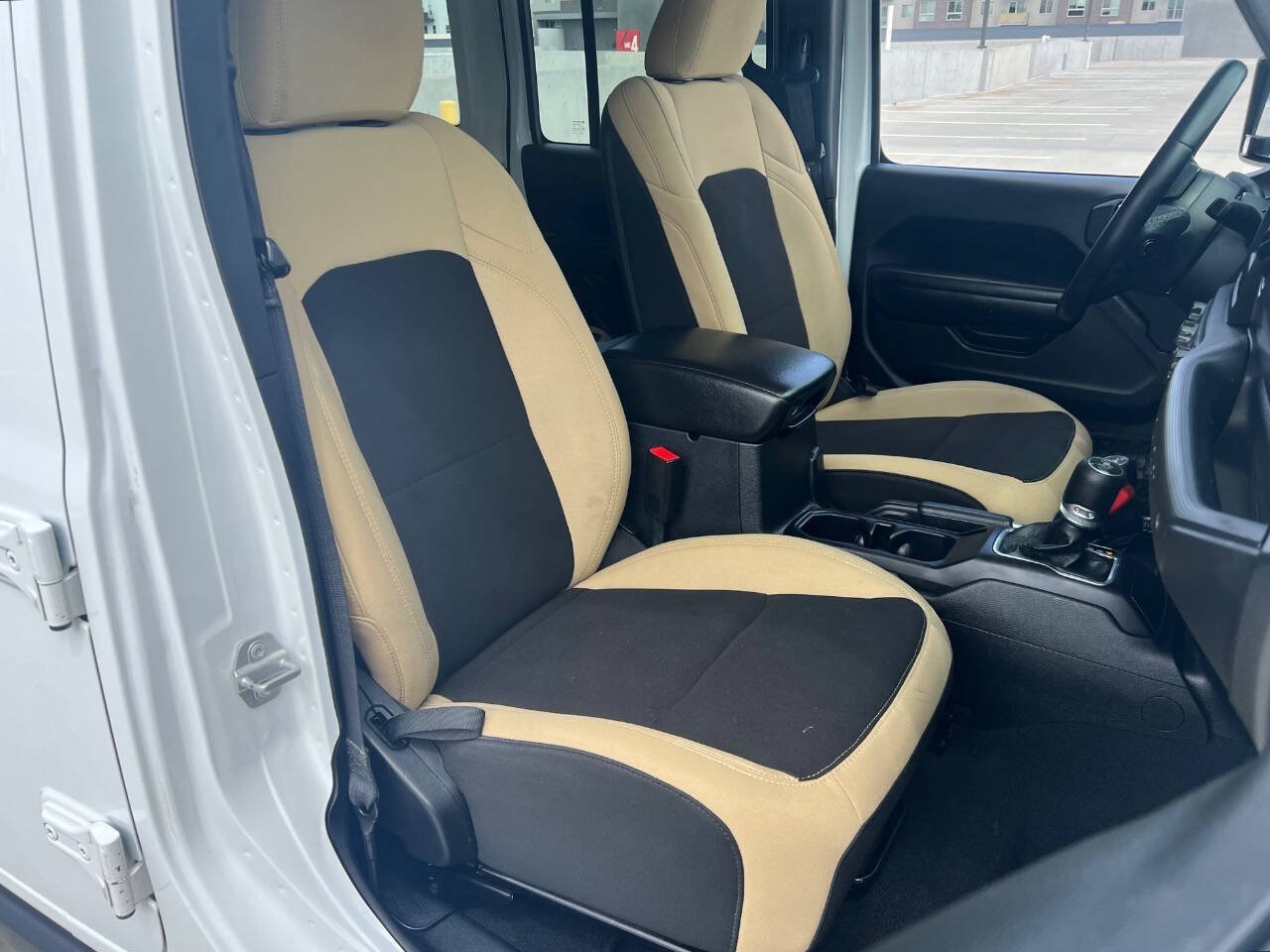 Used 2018 Jeep Wrangler Unlimited Sport S AWD/4WD image 23