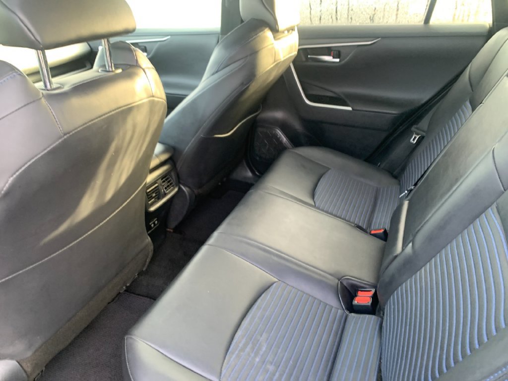 Used 2019 Toyota RAV4 XSE w/ Carpet Mat Package AWD/4WD image 14