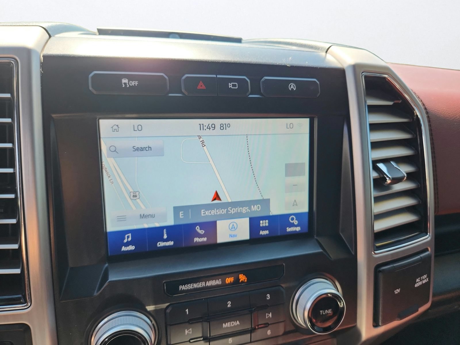 Used 2020 Ford F150 Platinum w/ Equipment Group 701A Luxury AWD/4WD image 19