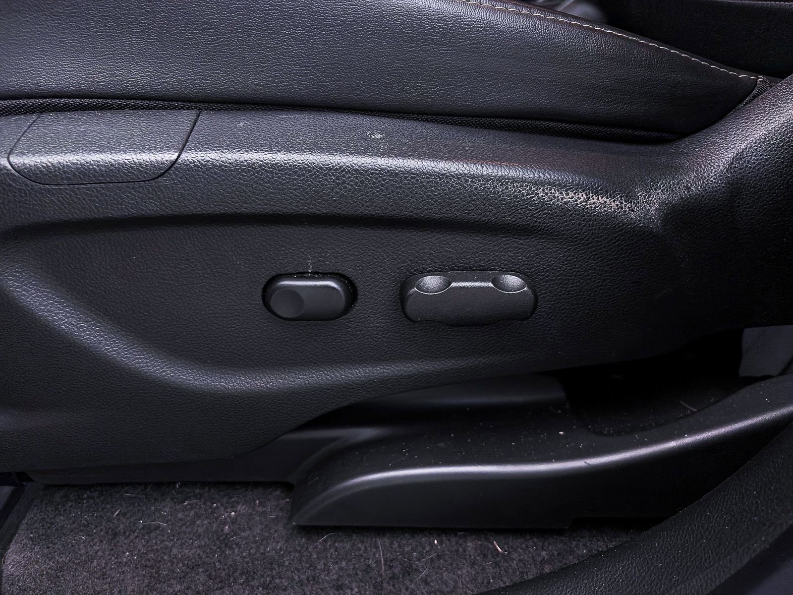 Used 2016 Buick Encore FWD image 13