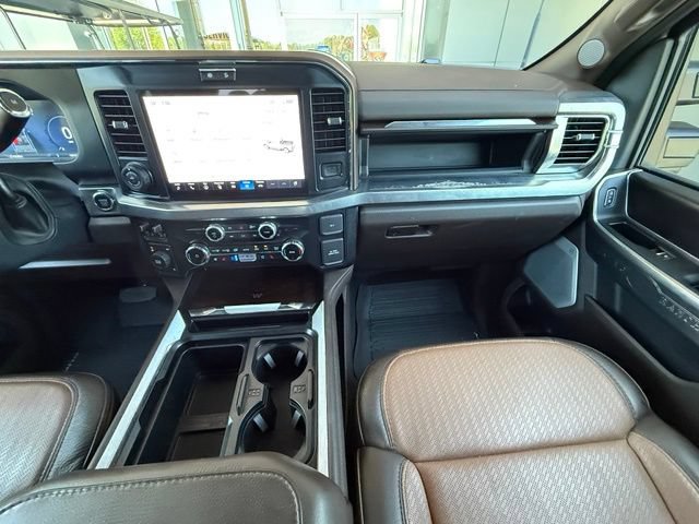 Certified 2025 Ford F450 King Ranch w/ FX4 Off-Road Package AWD/4WD image 21