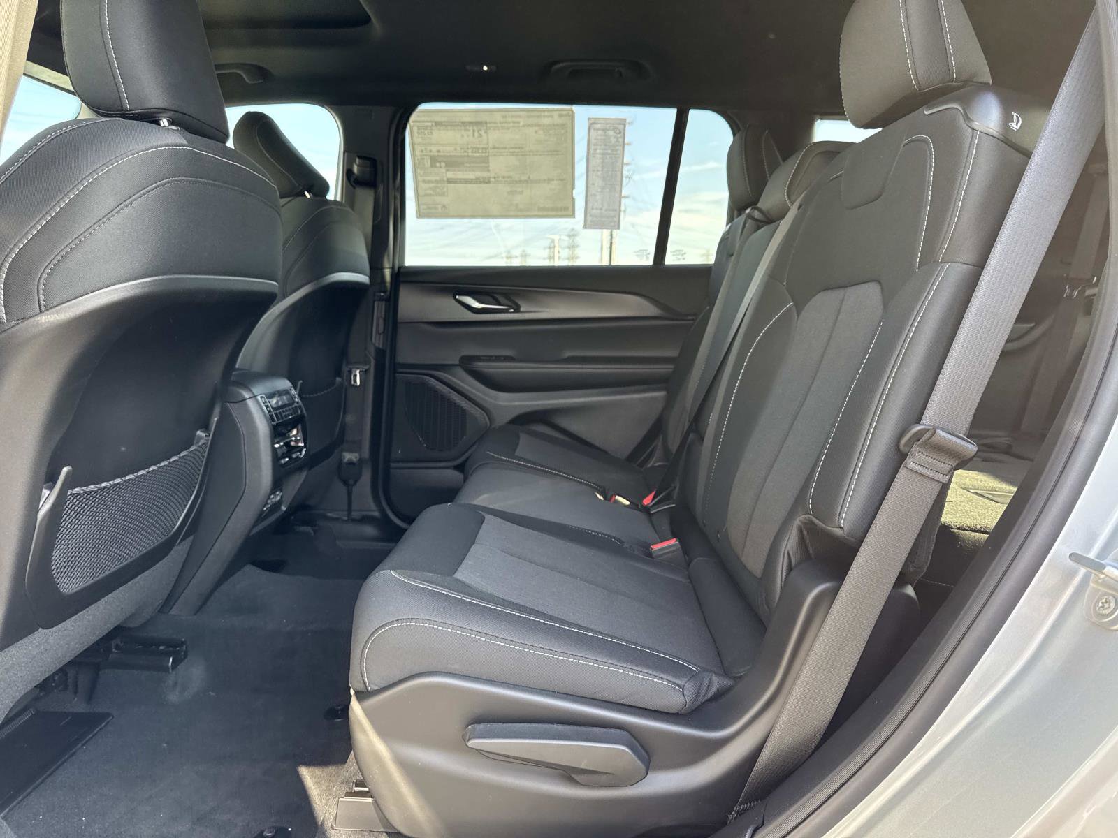 New 2026 Jeep Grand Cherokee L 2WD image 26