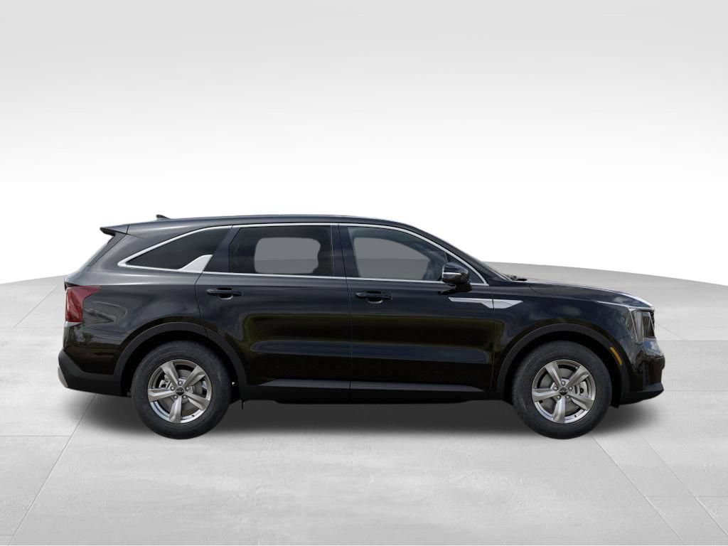 Certified 2026 Kia Sorento LX FWD image 9