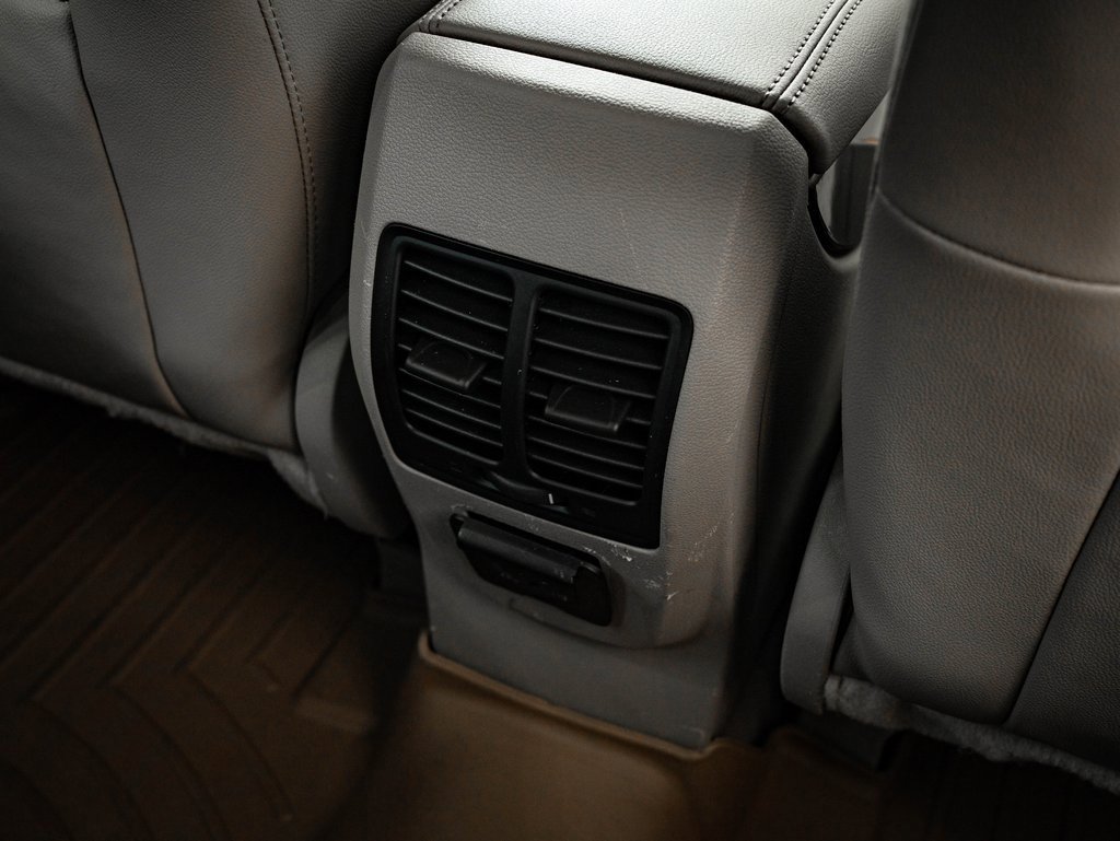 Used 2013 Ford Escape SEL image 31