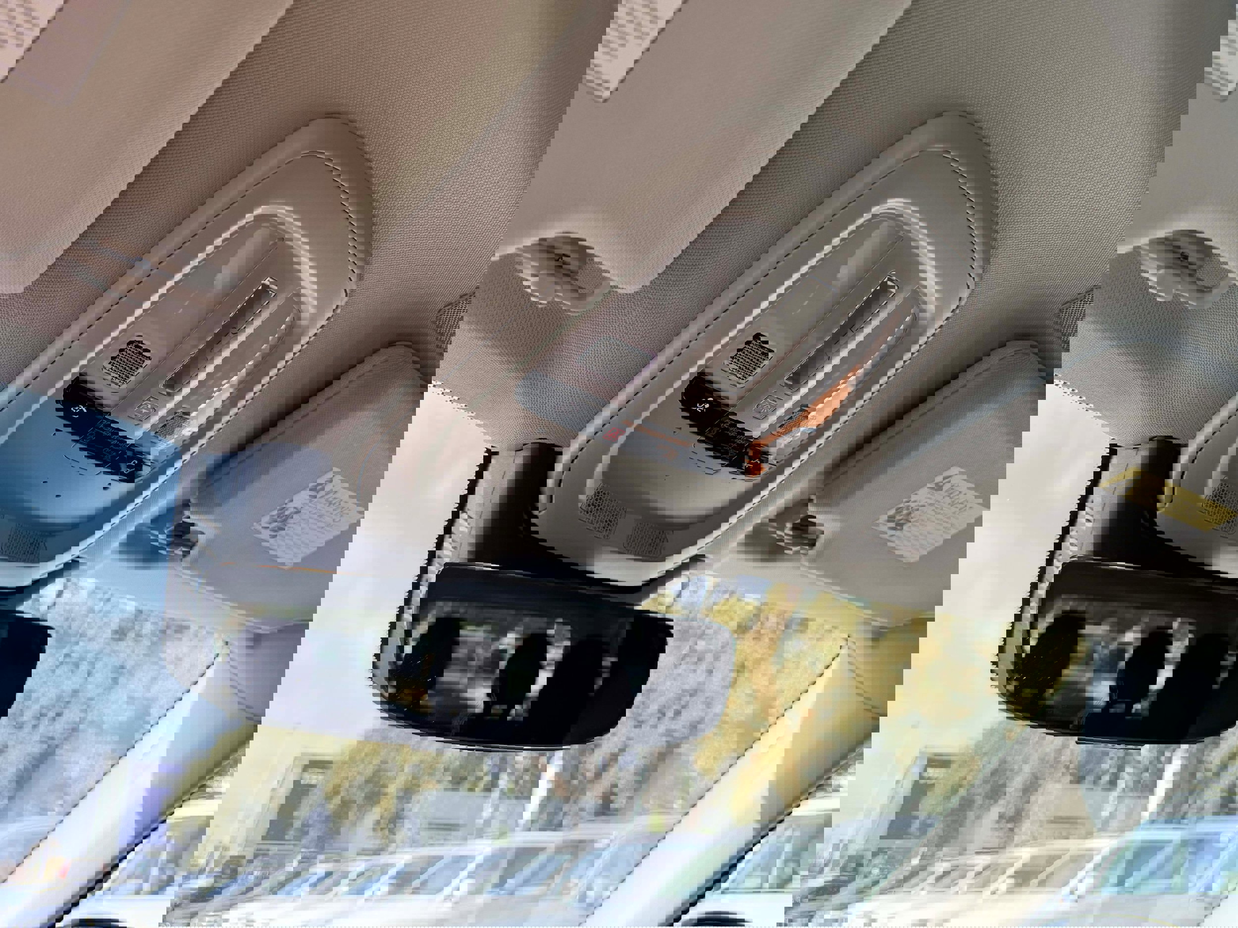 Certified 2023 Volvo XC90 T8 Plus image 24