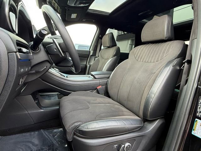 Used 2024 Hyundai Palisade Calligraphy image 13