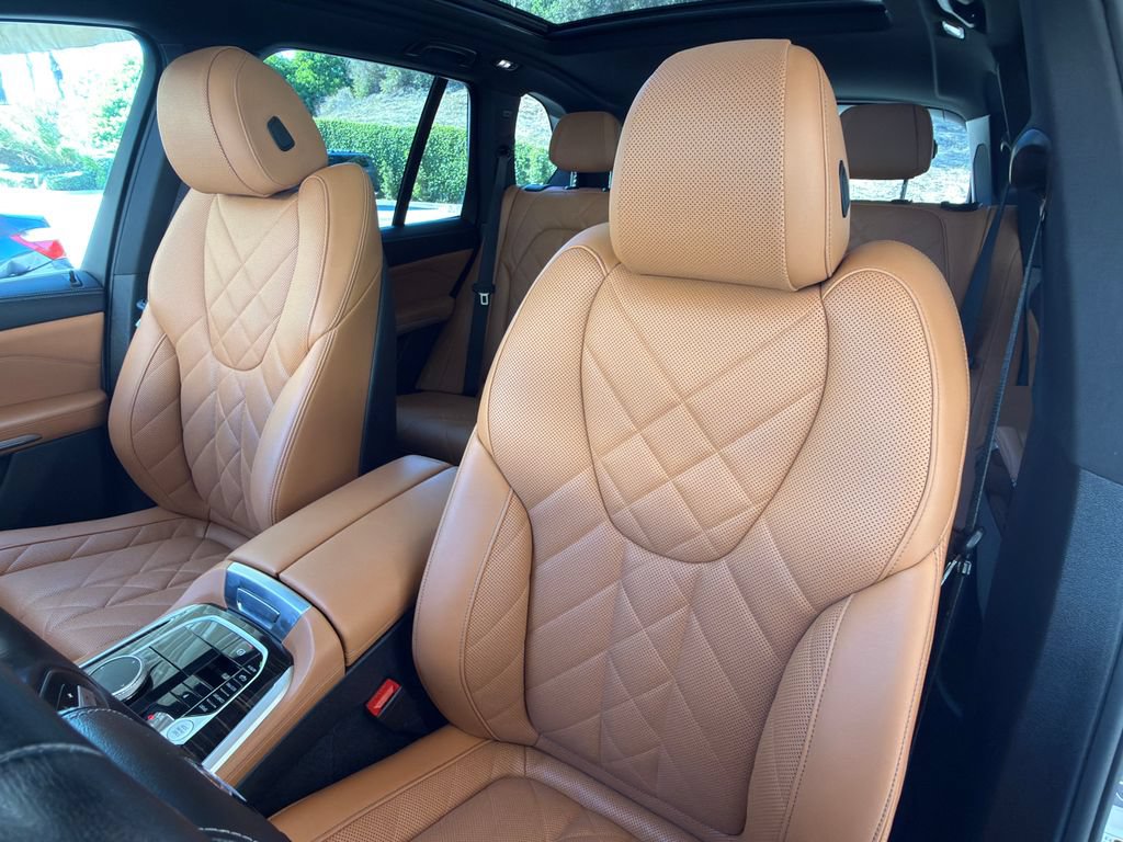 Used 2024 BMW X5 xDrive40i w/ Premium Package AWD/4WD image 16