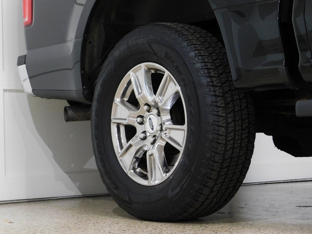 Used 2015 Ford F150 XLT w/ Trailer Tow Package image 10