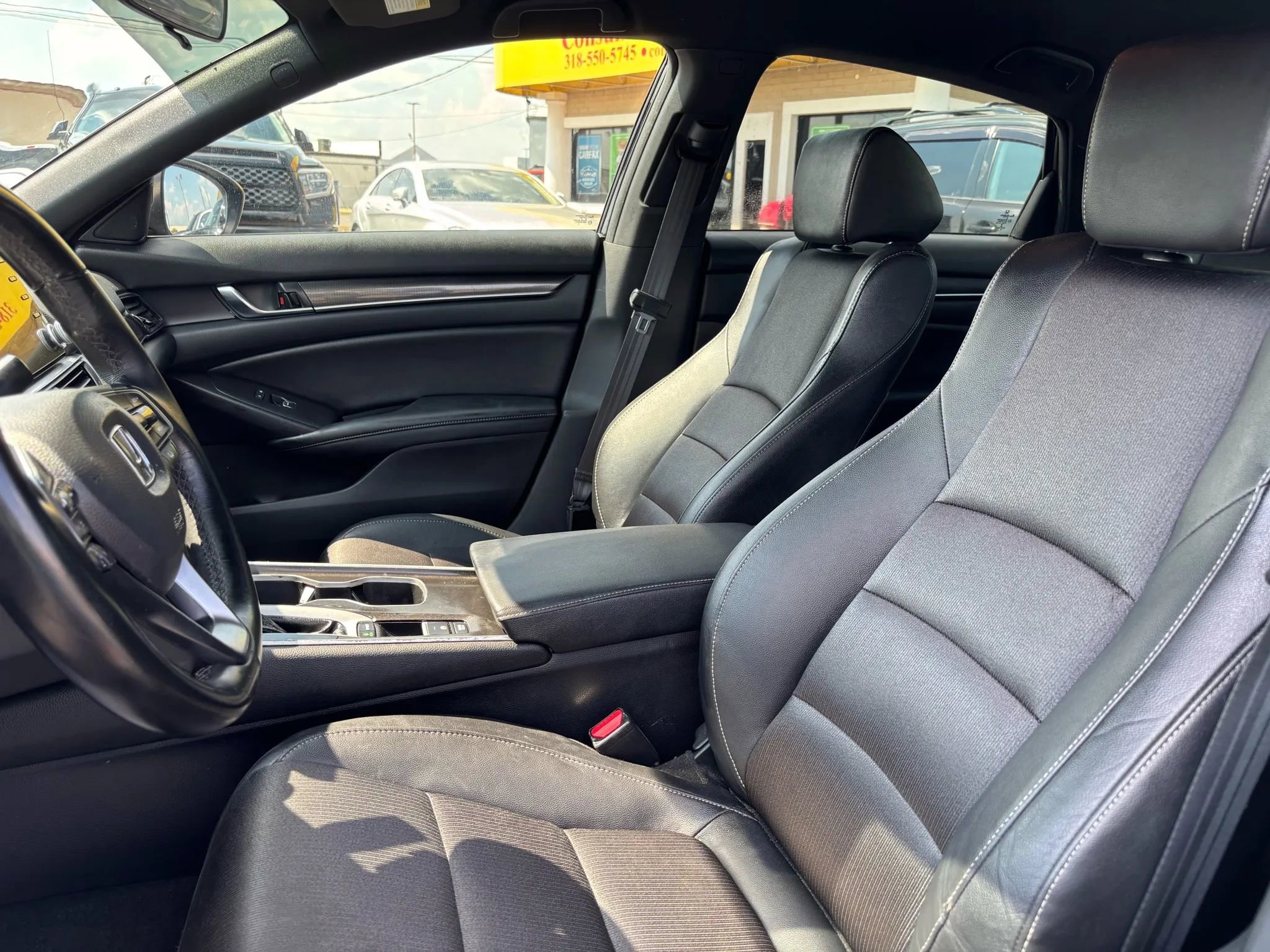 Used 2019 Honda Accord Sport image 5