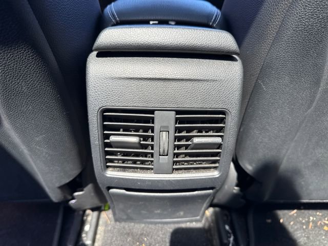 Used 2018 Mercedes-Benz GLA 250 4MATIC image 21