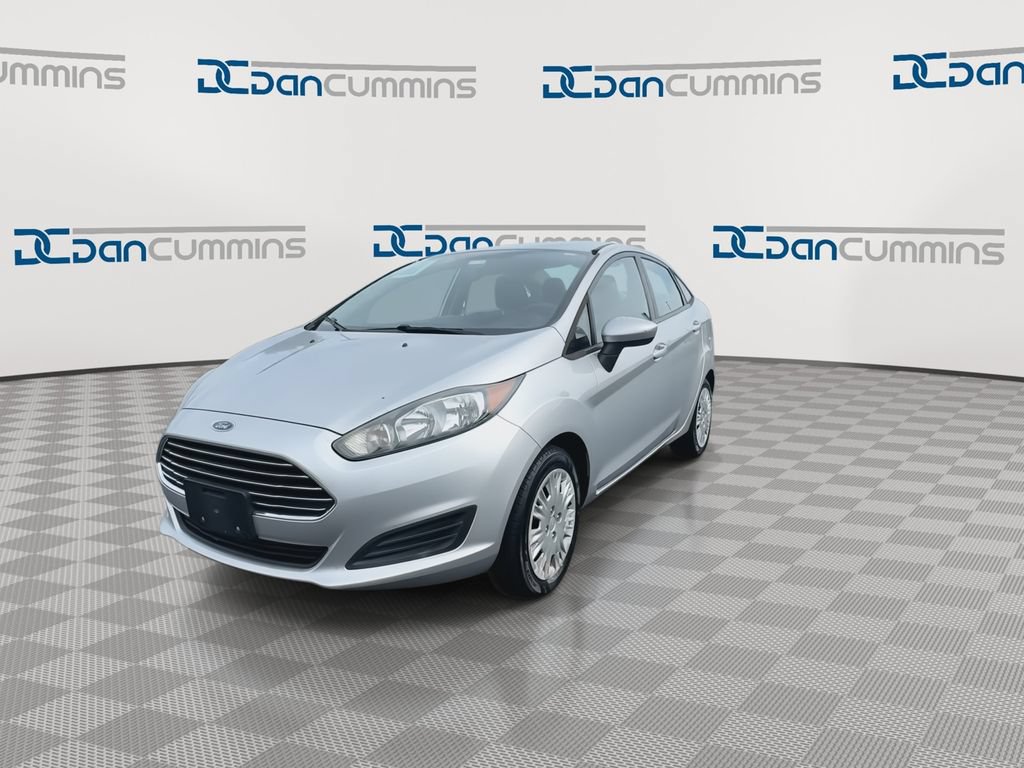 Used 2014 Ford Fiesta S FWD image 4