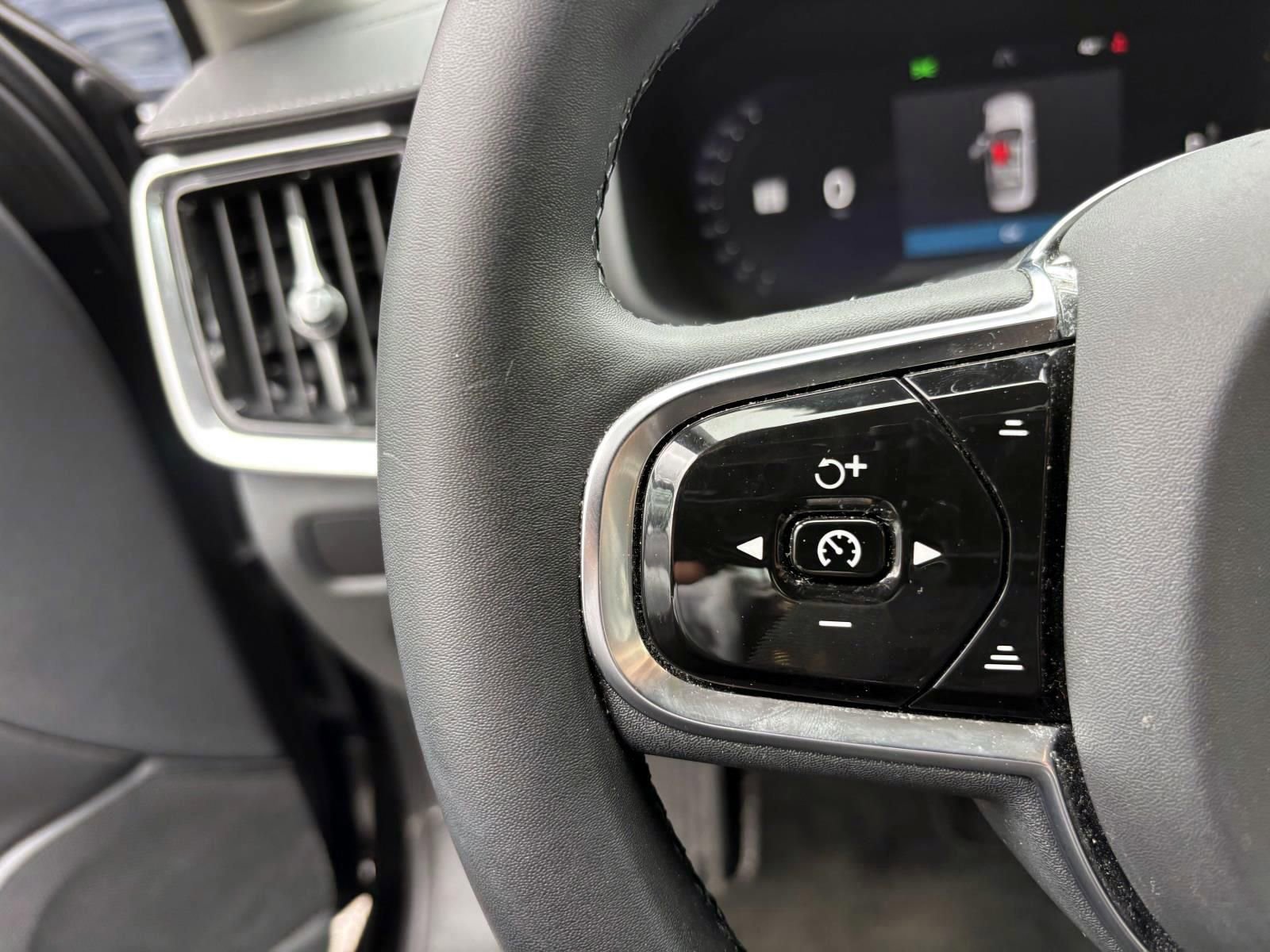 Used 2023 Volvo S90 B6 Ultimate w/ Lounge Package AWD/4WD image 16