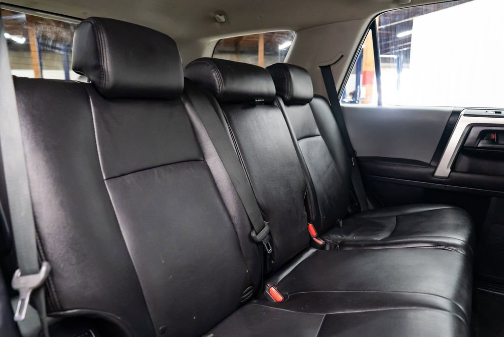 Used 2010 Toyota 4Runner SR5 AWD/4WD image 26