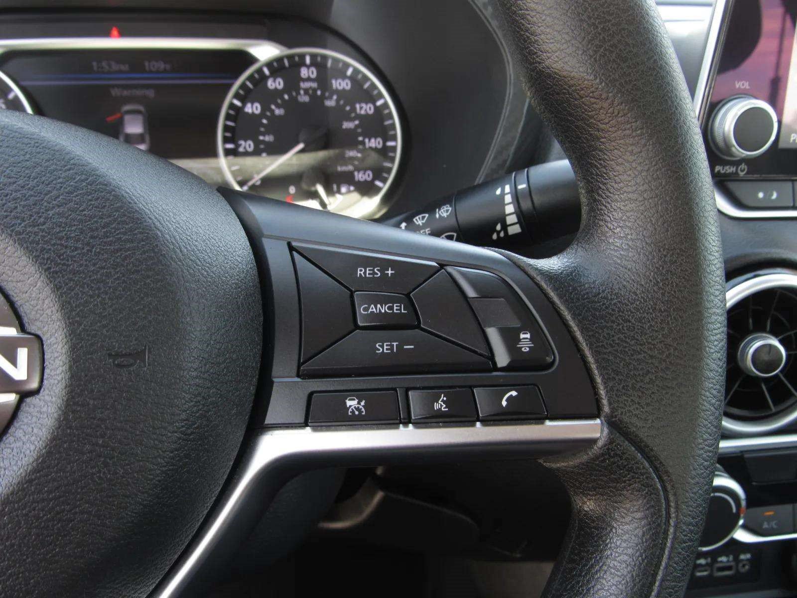Used 2024 Nissan Sentra SV FWD image 23