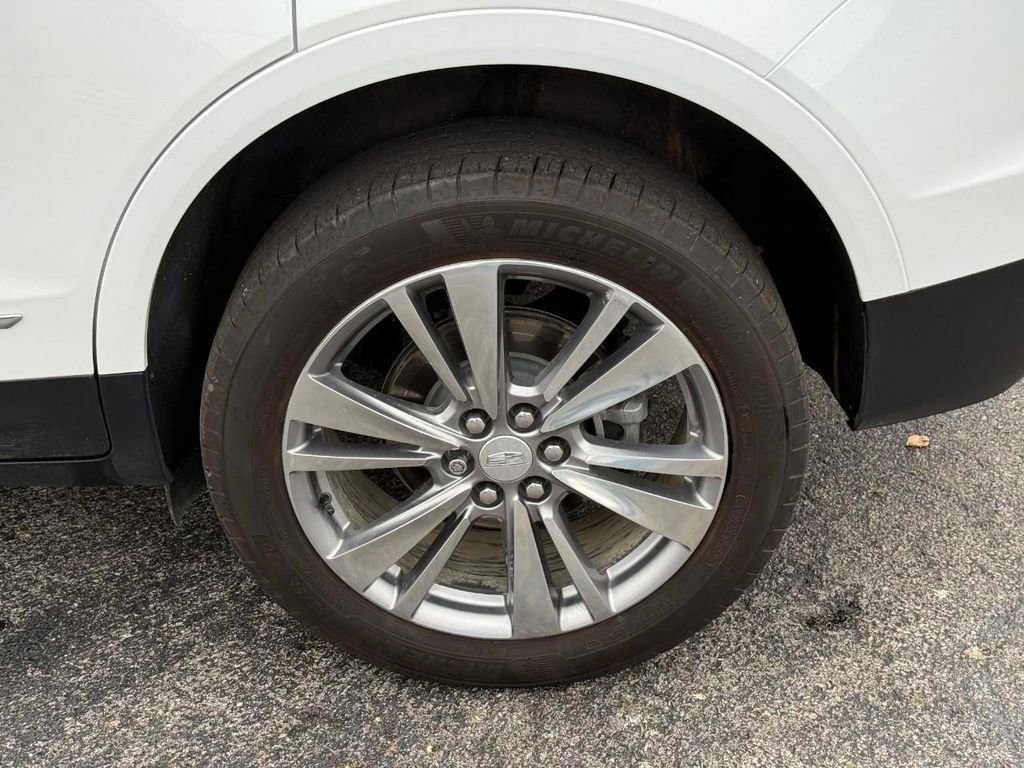 Used 2024 Cadillac XT5 Premium Luxury image 5