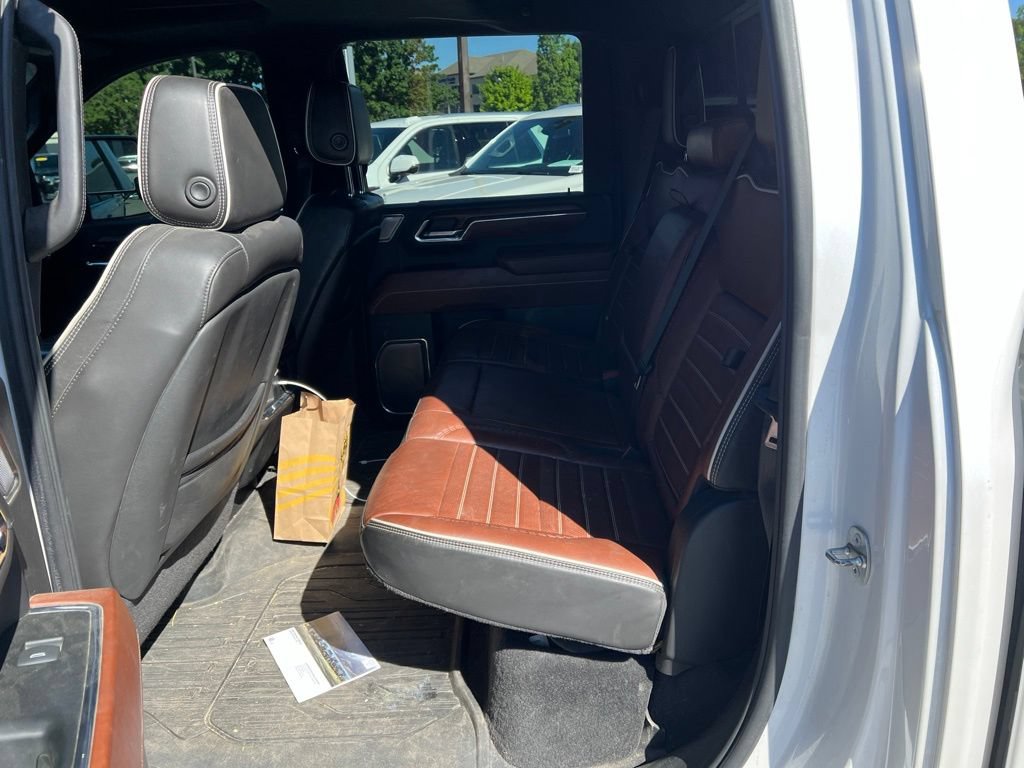 Used 2024 GMC Sierra 2500 Denali Ultimate AWD/4WD image 10