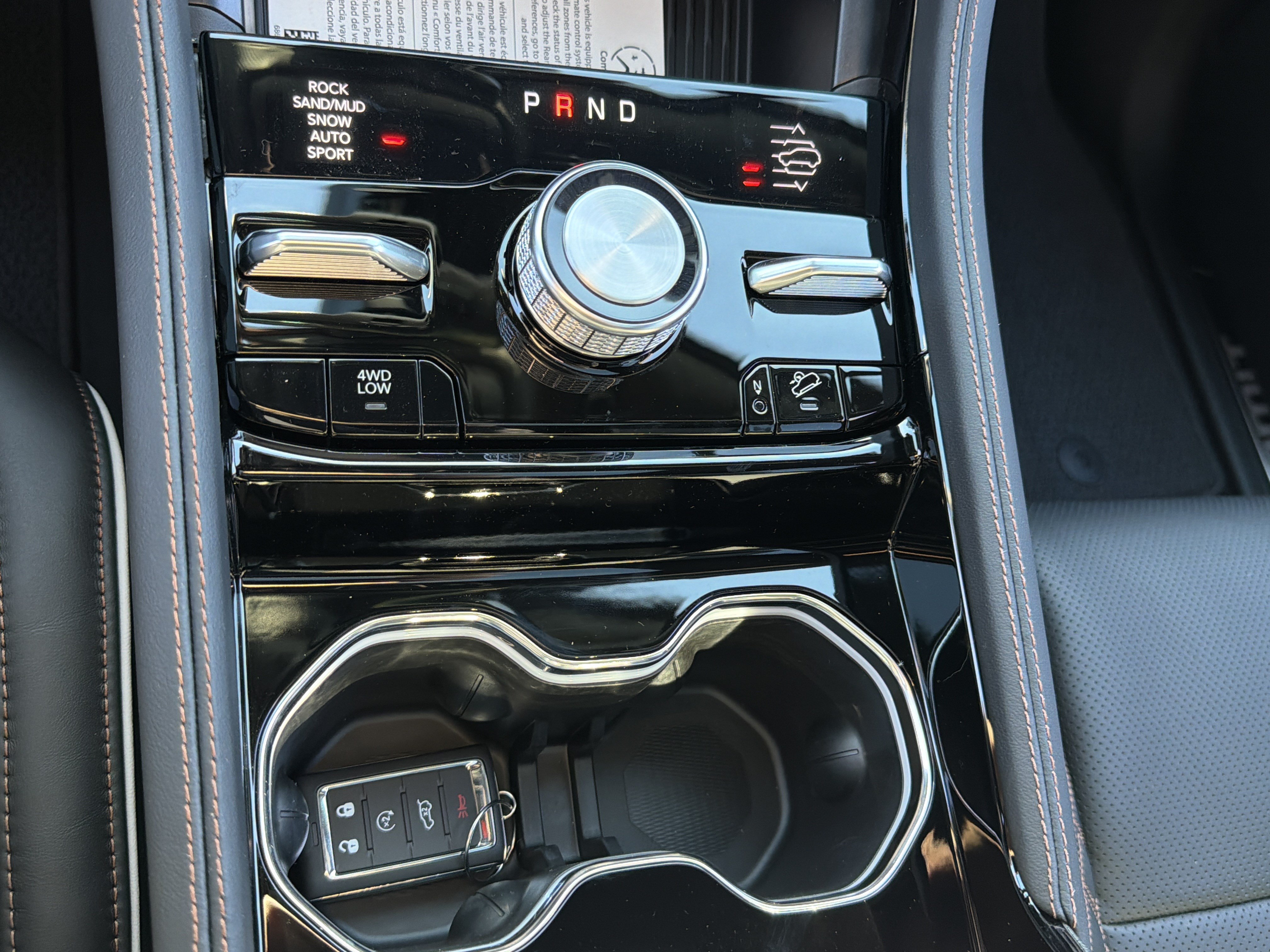 New 2027 Jeep Grand Cherokee Summit AWD/4WD image 23