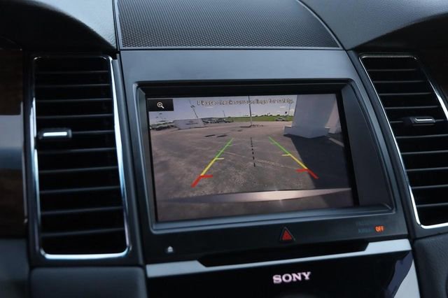 Used 2014 Ford Taurus Limited w/ Equipment Group 301A FWD image 18