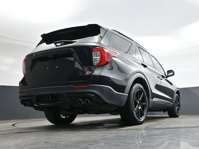 Used 2020 Ford Explorer ST w/ Premium Technology Package image 31