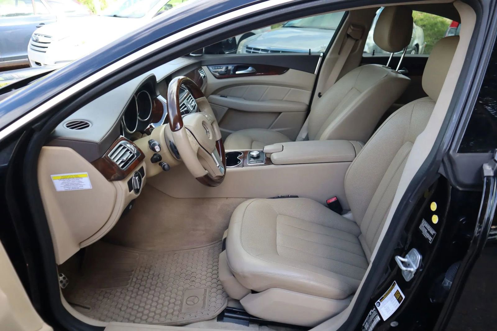 Used 2014 Mercedes-Benz CLS 550 image 14