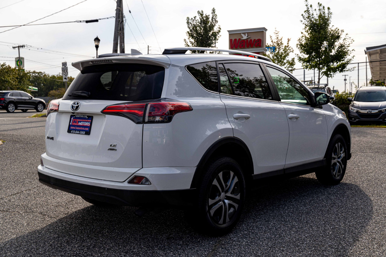 Used 2018 Toyota RAV4 LE w/ All Weather Liner Package image 6
