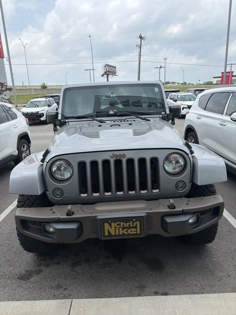 Used 2016 Jeep Wrangler Unlimited Sahara AWD/4WD image 2