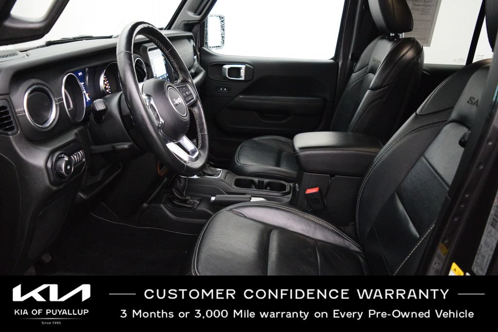 Used 2018 Jeep Wrangler Unlimited Sahara AWD/4WD image 10