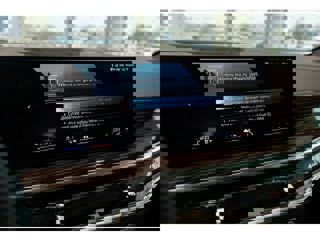 New 2026 BMW X5 xDrive50e w/ Premium Package image 70