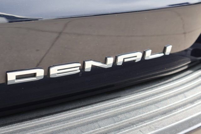 Certified 2023 GMC Yukon XL Denali image 7