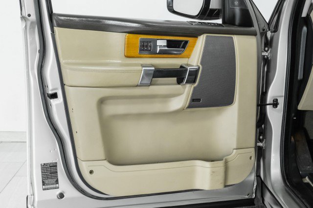 Used 2015 Land Rover LR4 HSE LUX image 45