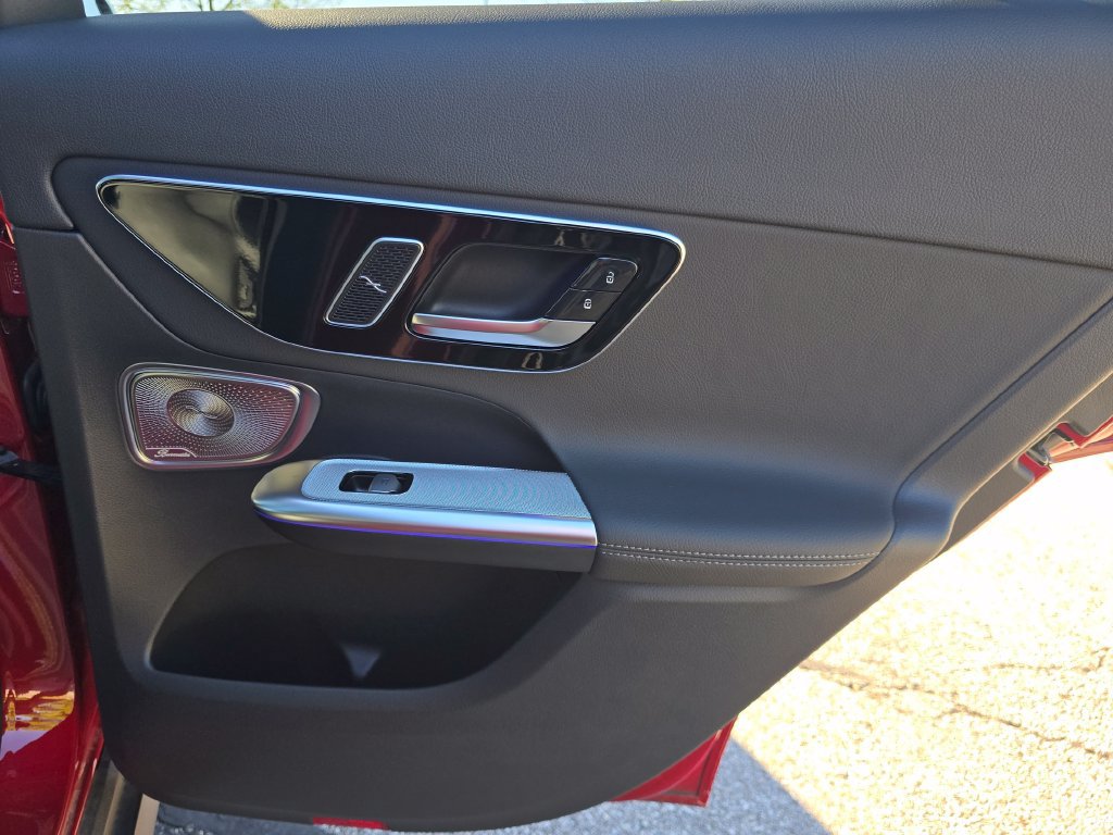 Certified 2026 Mercedes-Benz GLC 300 4MATIC image 24