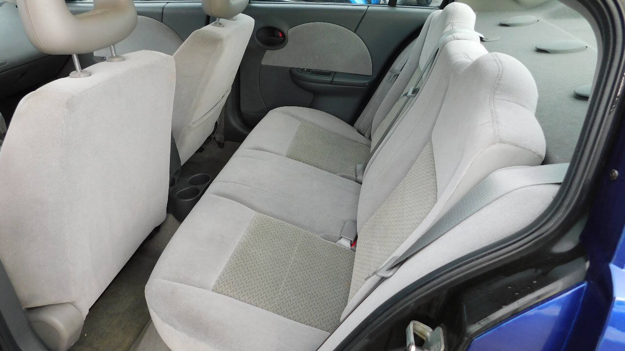 Used 2006 Saturn ION Level 3 w/ Sun & Sound Pkg FWD image 17