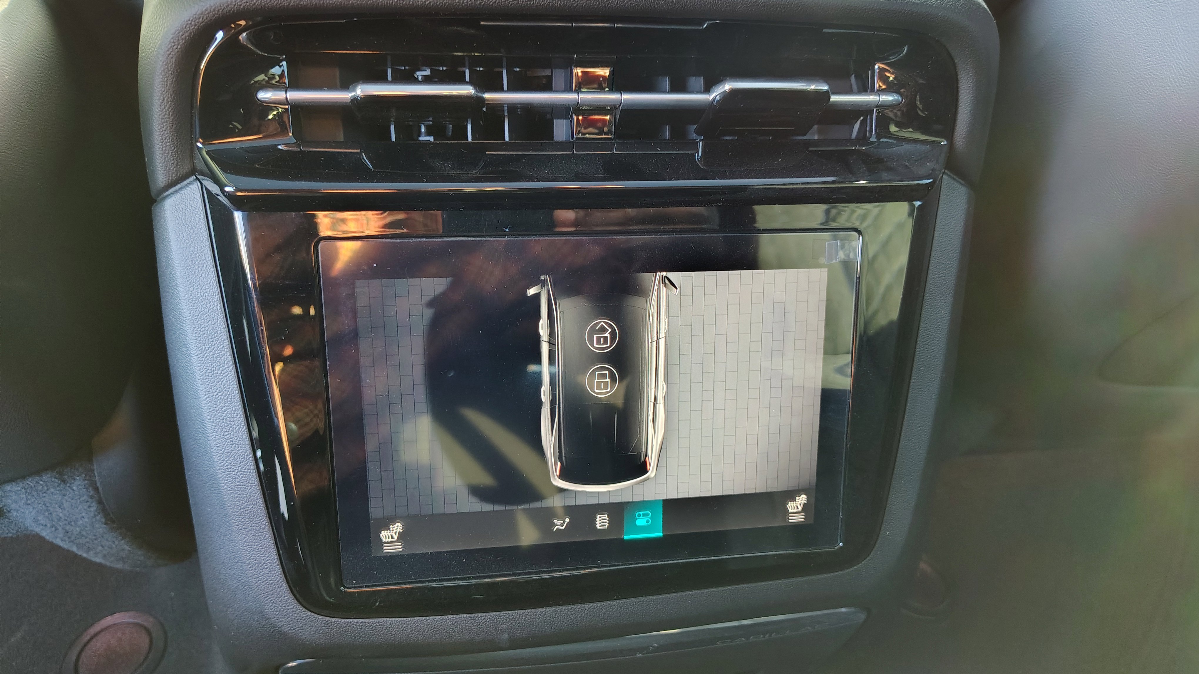 New 2025 Cadillac Escalade IQ Luxury 1 image 35