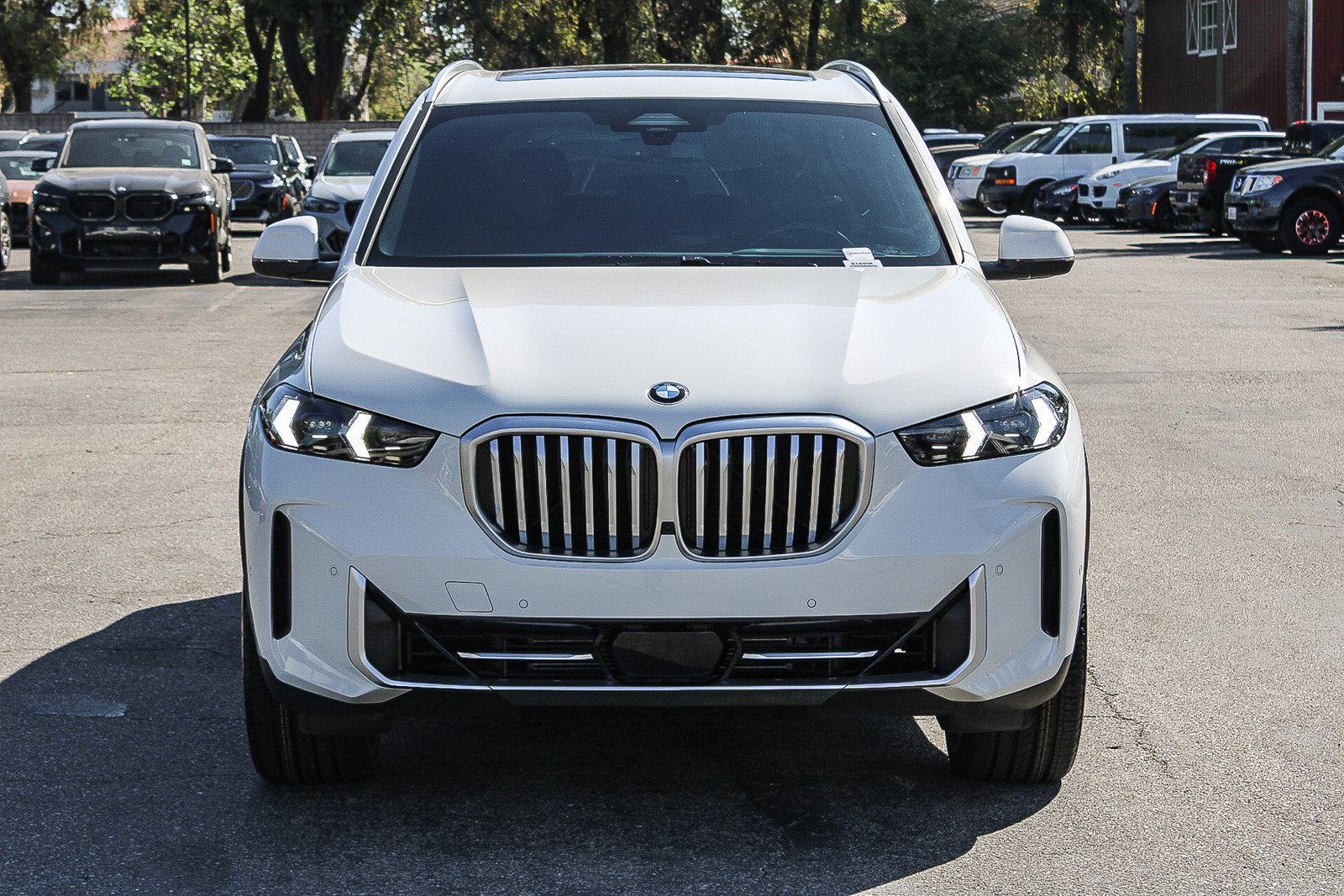 Used 2024 BMW X5 sDrive40i w/ Parking Assistance Package image 2