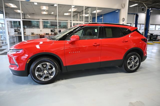 Used 2023 Chevrolet Blazer LT w/ Convenience Package image 7