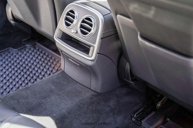 Used 2020 Mercedes-Benz S 560 4MATIC Sedan image 37