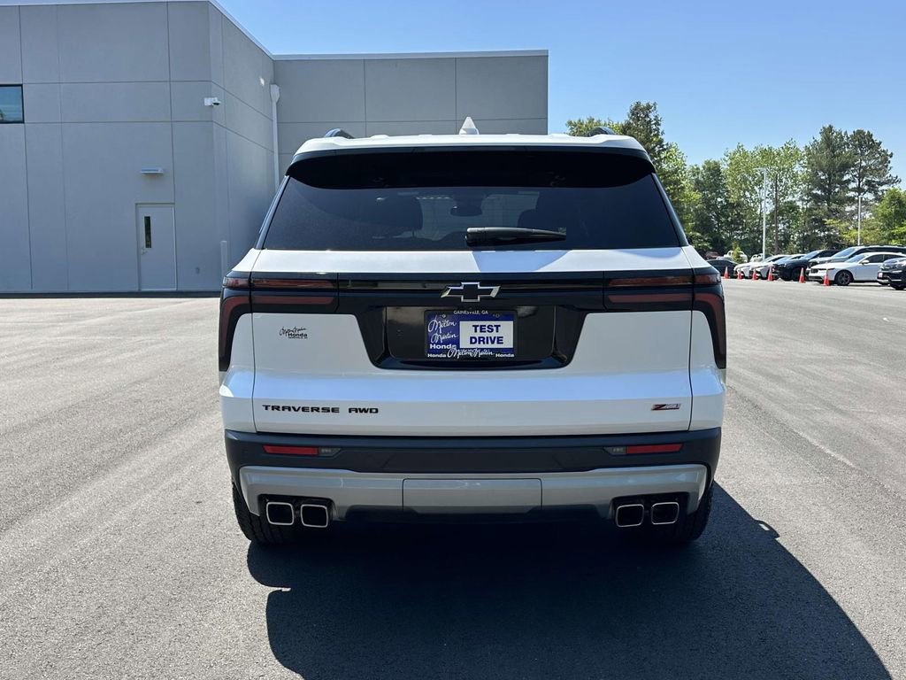 Used 2024 Chevrolet Traverse Z71 AWD/4WD image 26