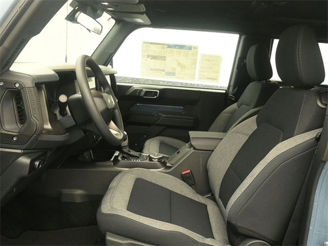 New 2025 Ford Bronco Base image 10