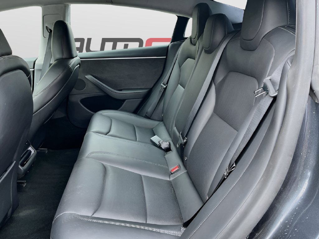 Used 2025 Tesla Model 3 Long Range AWD/4WD image 25